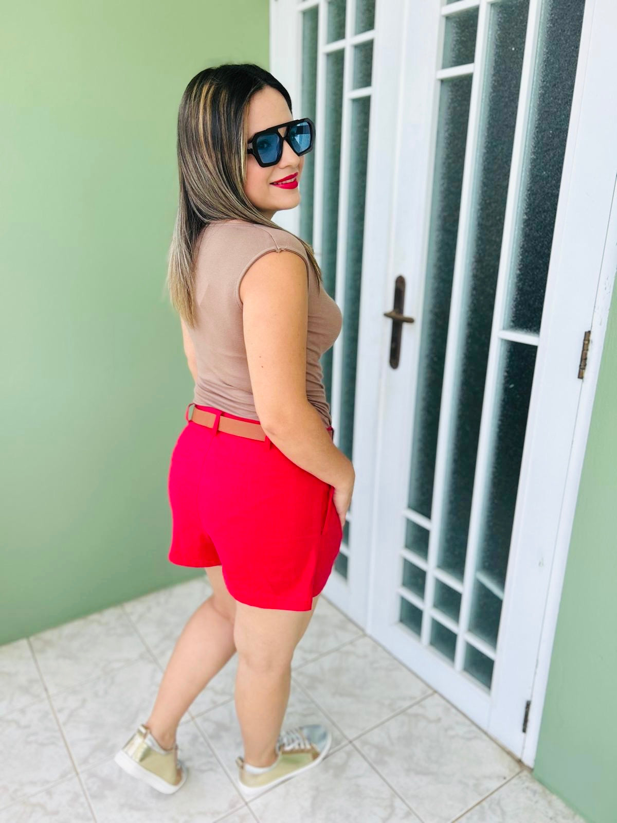 Top one shoulder