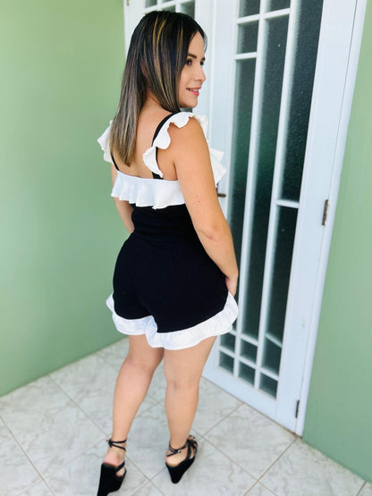 Set black and White